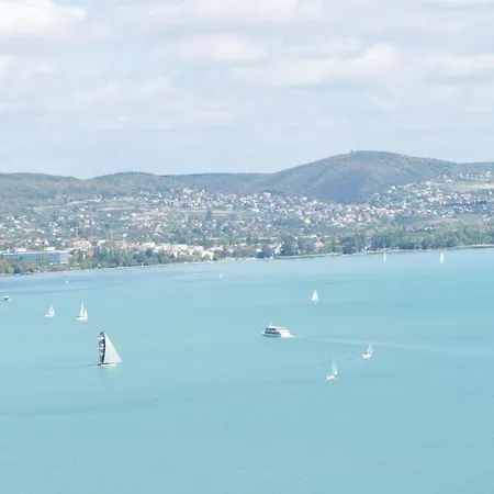 Familia Camping Balaton 营地 *