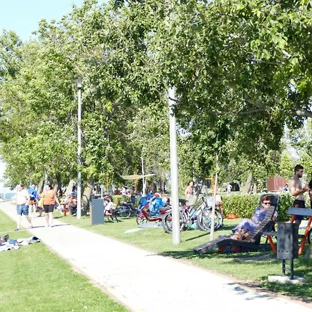 Familia Camping Balaton * 鲍洛托内瑟德
