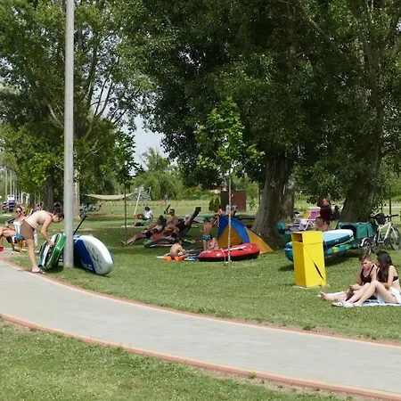 营地 Familia Camping Balaton *